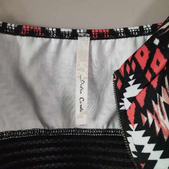 Dulce Carola Crop Top - Picture 3 of 5